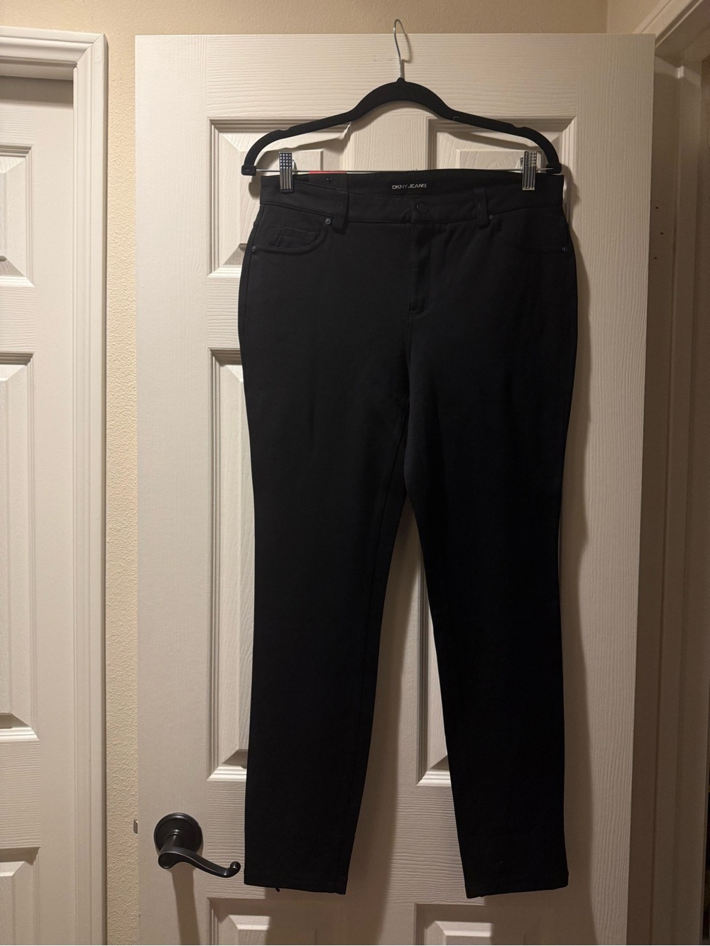 DKNY Black Straight Leg Leggings